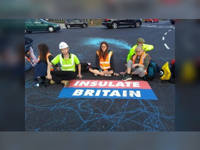 Insulate Britain offer apology for ‘causing disruption’ after UK PM Johnson brands eco warriors ‘irresponsible crusties’