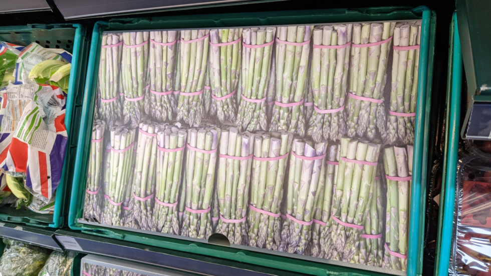 Cardboard asparagus, fake sandwiches: British media accused of ‘s**t stirring’ over reports of food-free supermarket shelves