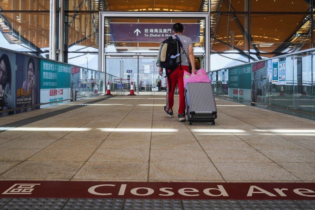 Hong Kong considering Macau’s suspension mechanism for quarantine-free travel