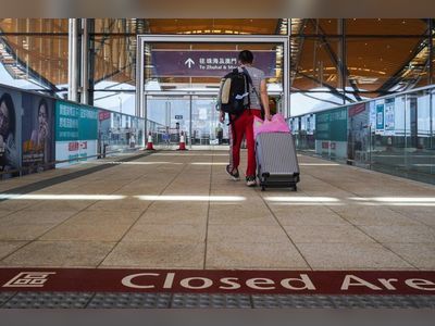 Hong Kong considering Macau’s suspension mechanism for quarantine-free travel