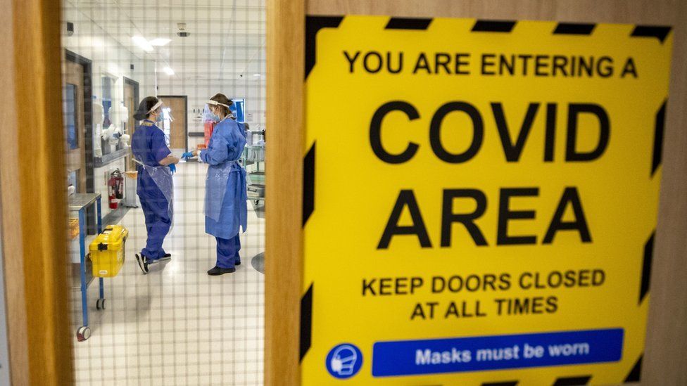 Covid-19: Infection rates 'stubbornly high' in Northern Ireland