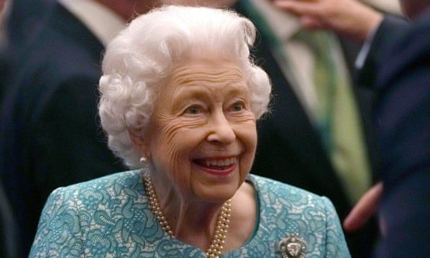 Queen cancels Northern Ireland trip and is told to rest