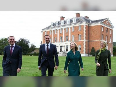 Dominic Raab and Liz Truss agree to share 115-room mansion