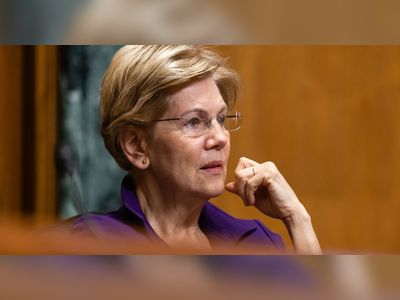 Senator Warren urges crackdown on Wall Street over climate change