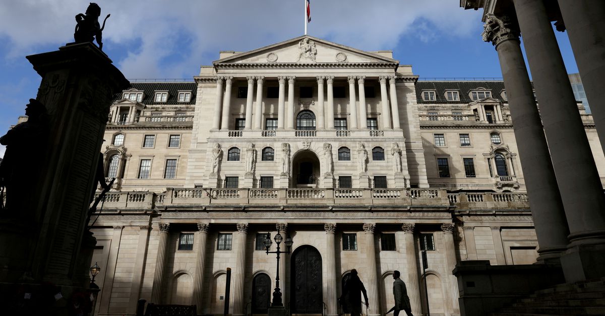 IMF warns Bank of England not to be too slow to raise interest rates
