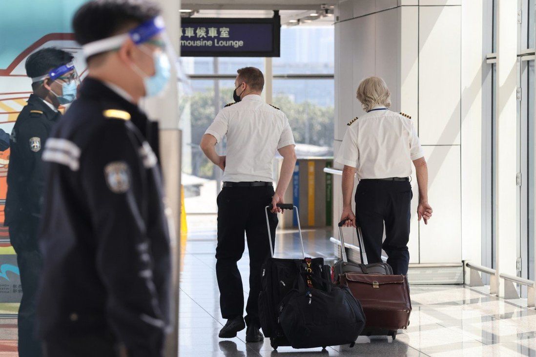 Cathay asks pilots to consider Los Angeles in bid to avoid Hong Kong quarantine