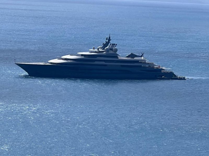 PHOTO of the Day: Jeffrey P. Bezos’ superyacht spotted in VI