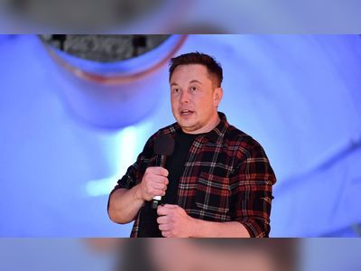 Elon Musk Says He's 'Sold Enough Stock' to Reach 10% Sale Goal, Slams California For 'Overtaxation'
