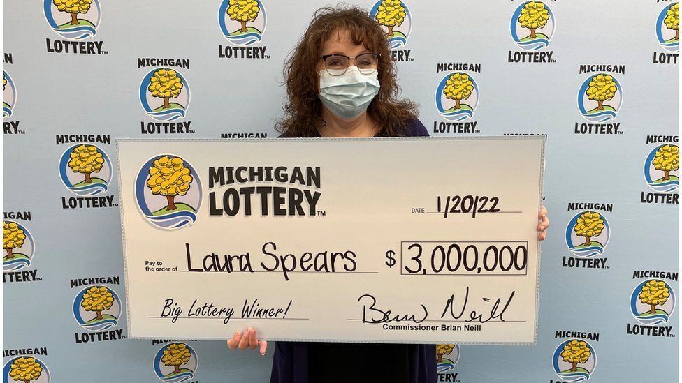 US woman finds $3m lottery ticket in junk email folder