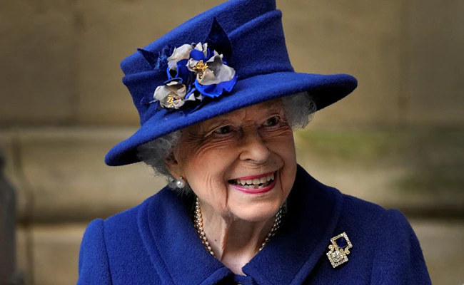 At Age 95, Queen Elizabeth Will Return To Normal Duties After Short Break