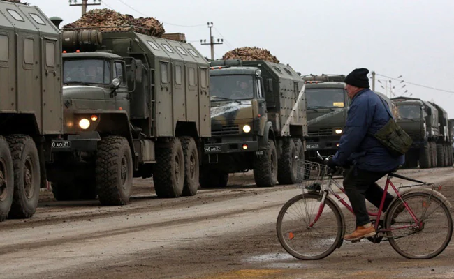 What Putin's End-Game May Be With Appeal To Ukraine Army, Call For Peace