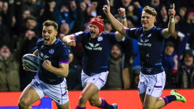 Scotland claim dramatic Calcutta Cup win