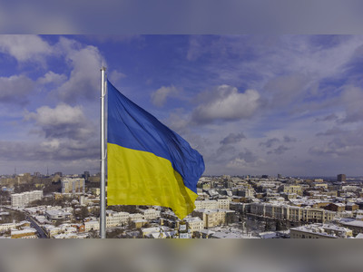 Ukraine vows not to surrender