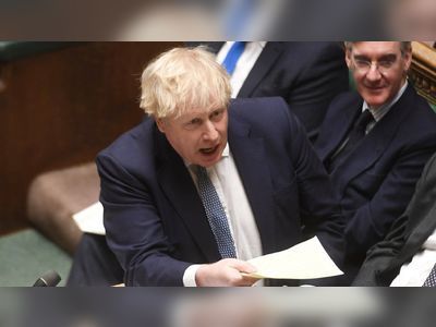 Boris Johnson facing further calls to resign amid parties row