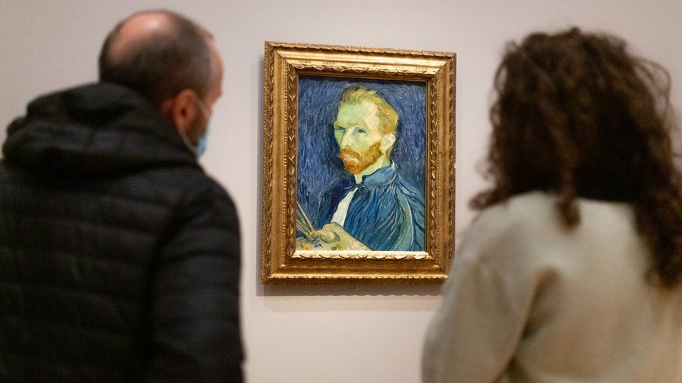 'Electrifying' Vincent van Gogh self-portrait exhibition hailed by critics