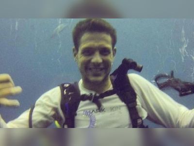 Simon Nellist: Sydney shark victim named locally as British man