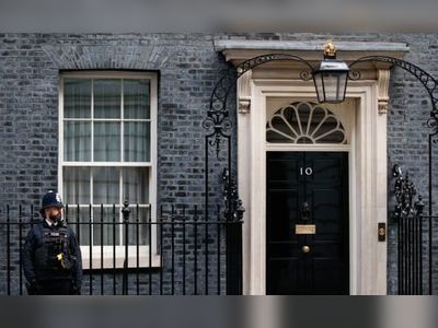 No 10 staff facing police over Partygate can see notes on their evidence