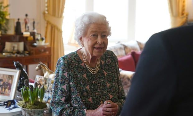 Queen to speak to PM in weekly update from self-isolation