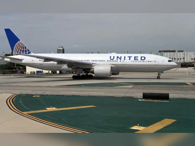 United Airlines Says Unvaccinated Employees Can Return to Work
