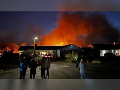 'Wall of flames' as Wirral marshland fire breaks out