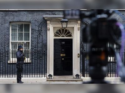 Downing Street parties: Met police begin interviewing witnesses