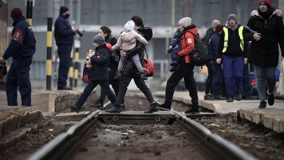War in Ukraine: Call for Syrian-type refugee scheme in Northern Ireland