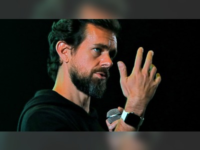 Ex-CEO Dorsey criticizes Twitter board; Musk says it 'owns almost no shares!'