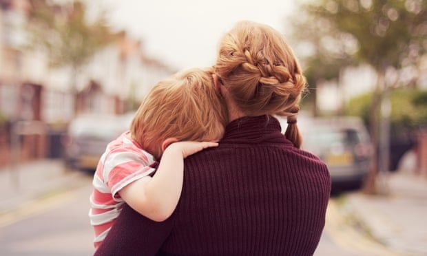 Single-parent families ‘most exposed’ to cost of living crisis in Great Britain