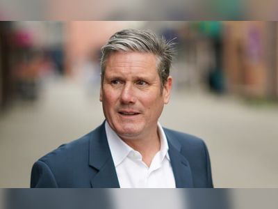 Scandals have left PM incapable of governing, says Starmer