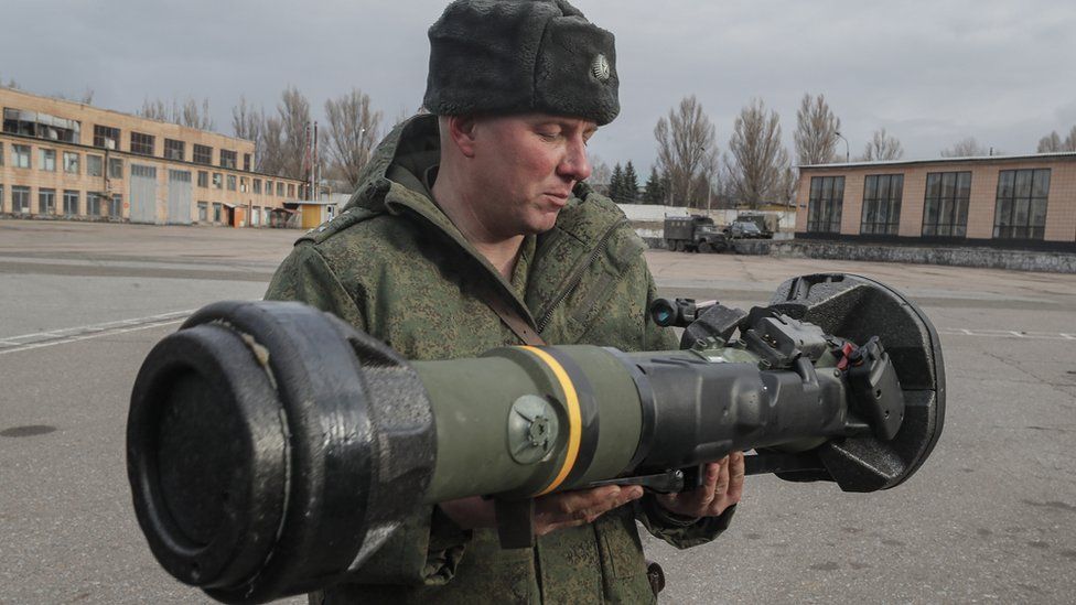 Ukraine war: UK to send more military equipment, Johnson tells Zelensky