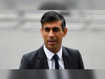 Rishi Sunak requests ministerial interests review amid tax row