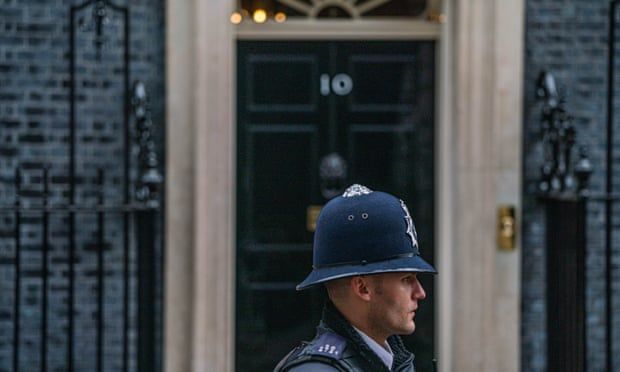 First Downing Street officials who break the law 16 times receive £50 lockdown party fines