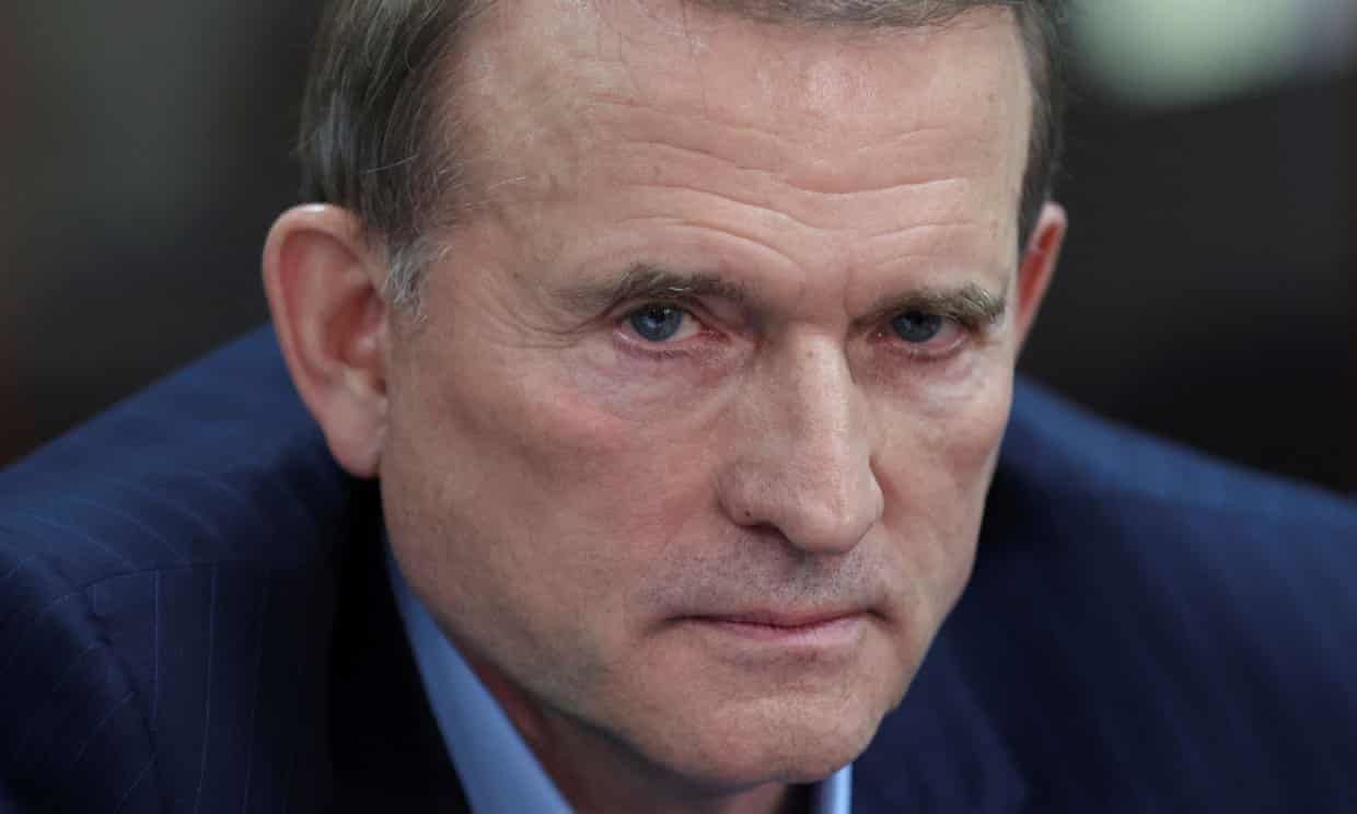 Who is Viktor Medvedchuk and why does his arrest matter to the Kremlin?