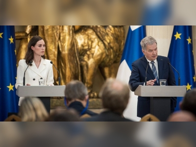 Finland's president and PM announce formal intention to join NATO