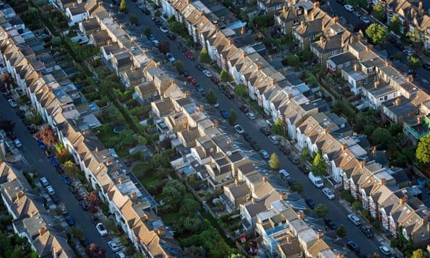 Boris Johnson pondering right to buy for housing association tenants