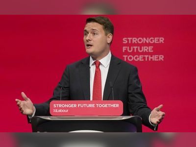 Labour heavyweight Wes Streeting denies plan to succeed Starmer