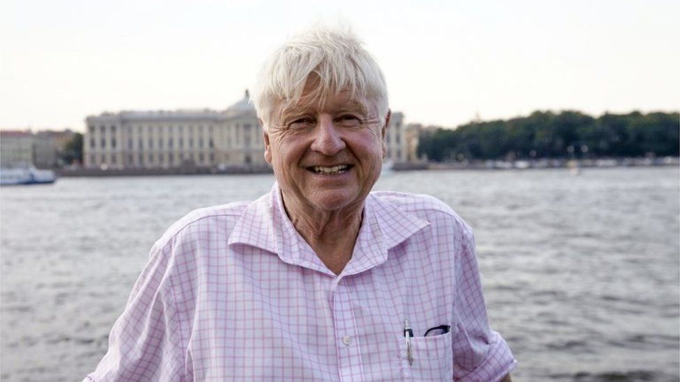 Stanley Johnson becomes French to keep link with EU