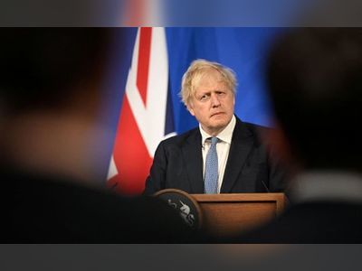 Johnson’s lurch to the right adds to momentum for leadership vote