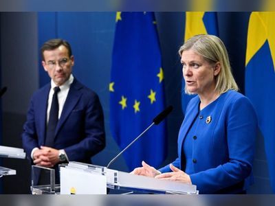 Sweden confirms NATO membership bid