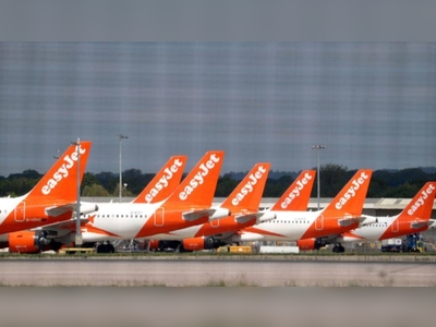 Passenger with restricted mobility dies leaving flight at Gatwick