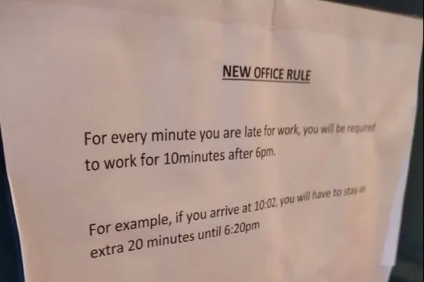 Boss blasted for office rule that punishes staff for being ONE MINUTE late