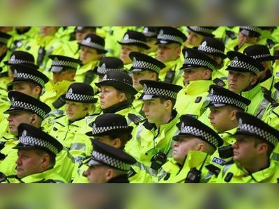 Scottish police officers consider action over 'derisory' £565 pay deal