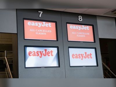 EasyJet trims June flight schedule in effort to avoid further airport chaos