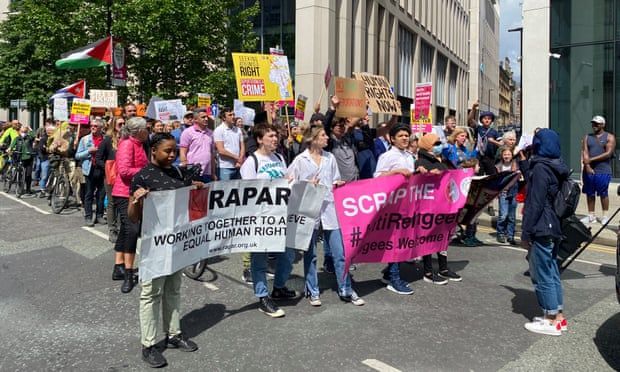 Hundreds gather in Manchester to oppose Rwanda deportation plan
