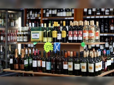 Minimum alcohol price ‘causes poorest to cut back on food’ in Scotland