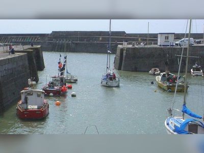 Bristol Channel: Two men arrested after yacht assault reports