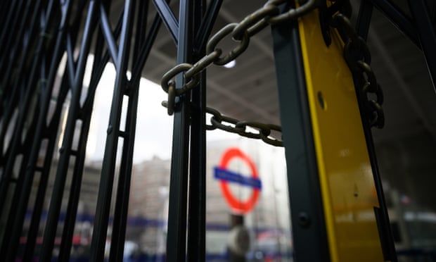 Travellers in London told to avoid tube on Monday as 4,000 station staff strike
