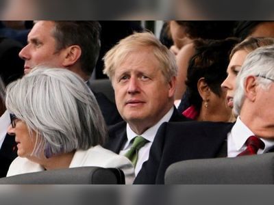 Tory MPs spend jubilee weekend placating angry voters