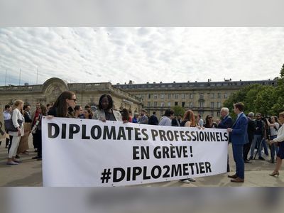 French diplomats go on strike