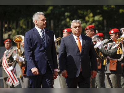 Austrian, Hungarian leaders discuss migration, Ukraine war
